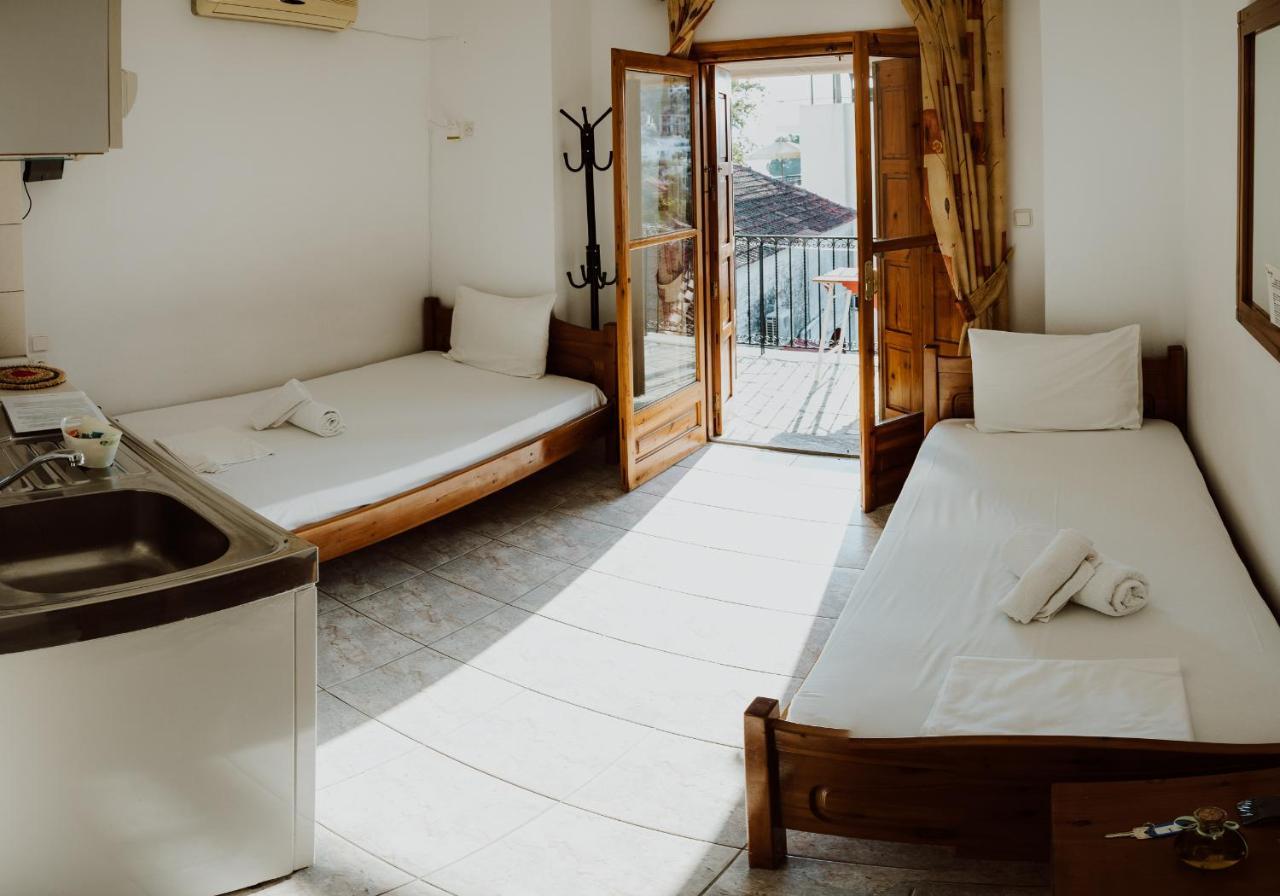 Filippos Rooms Afissos Exterior photo