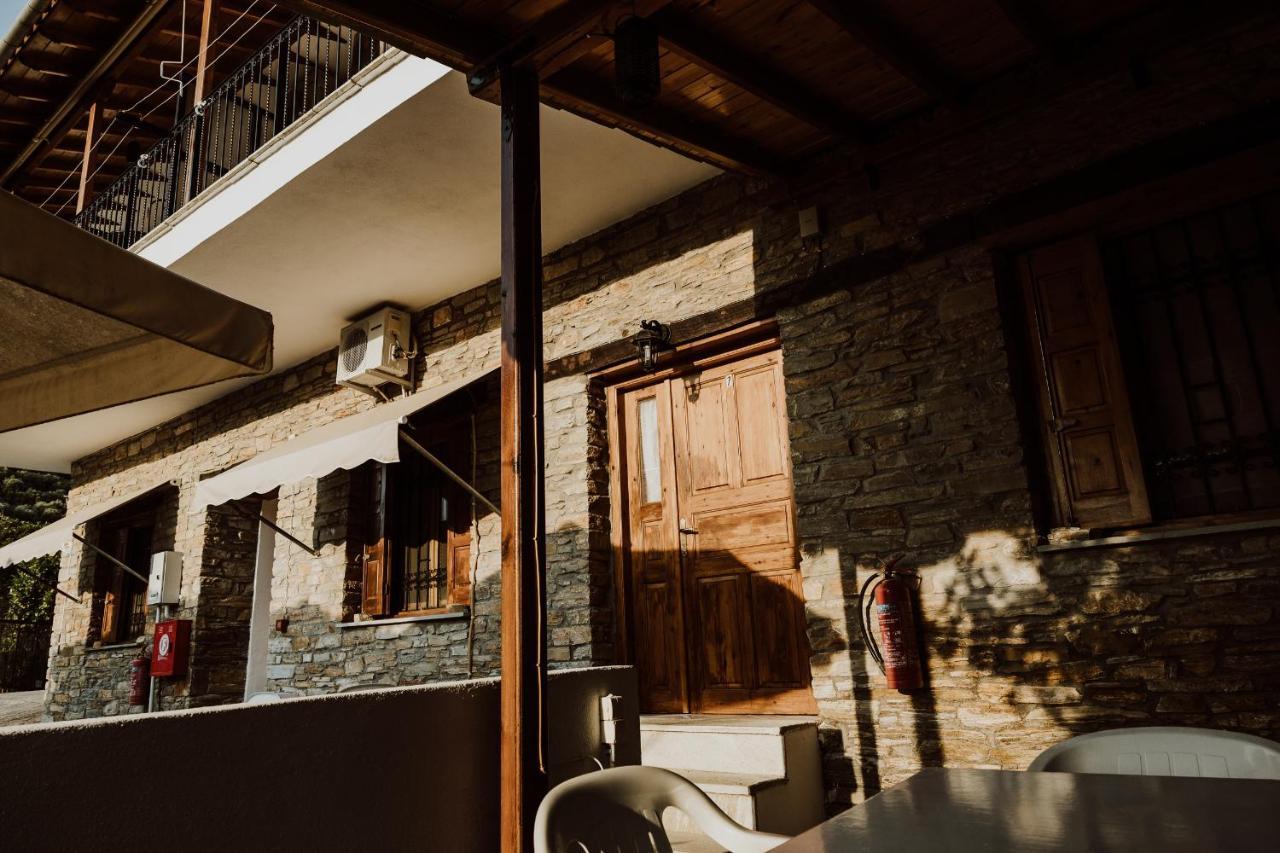 Filippos Rooms Afissos Exterior photo